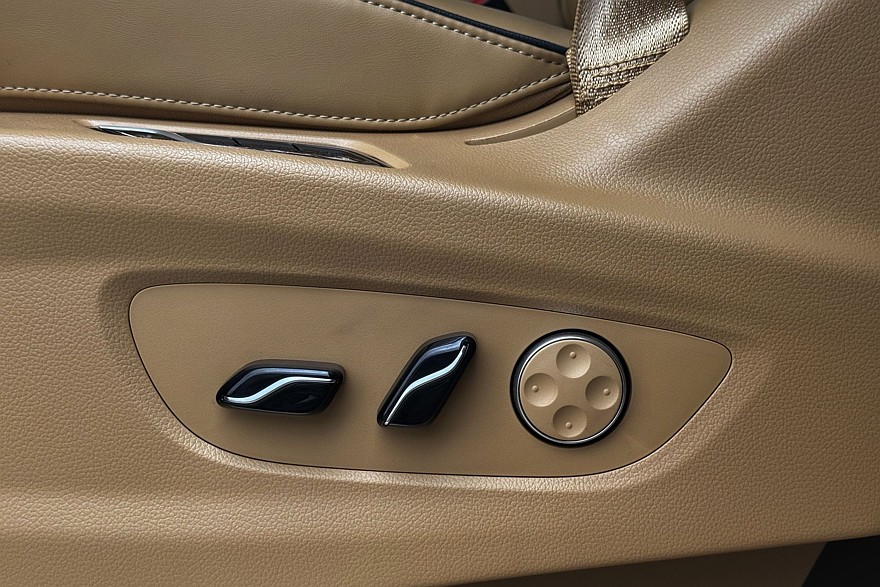 У нас есть премиальный минивэн дома: тест-драйв Voyah Dream