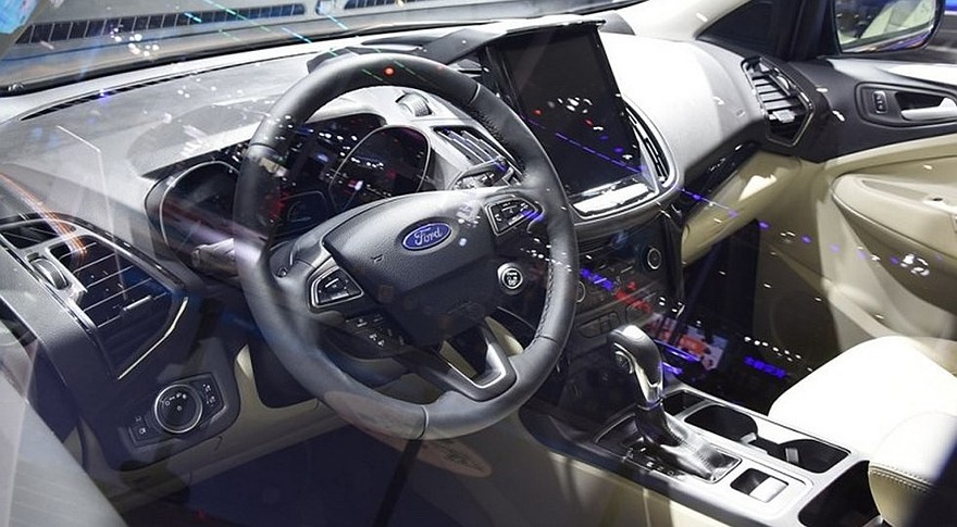 Обновленный Ford Kuga для Китая, комплектация Titanium