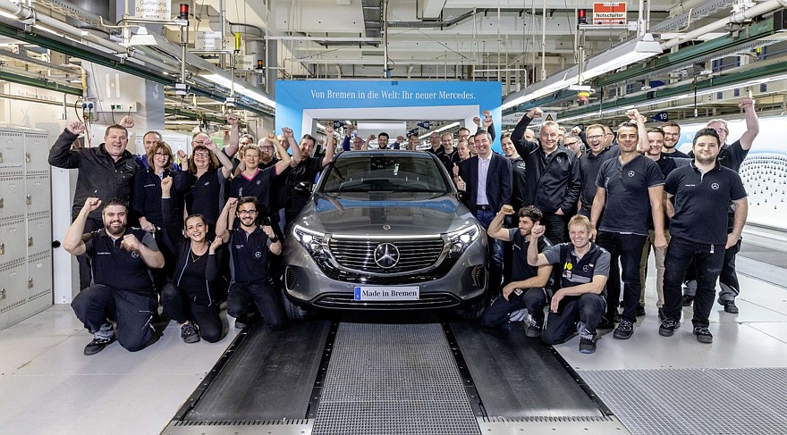 Verkaufsfreigabe & Produktionsstart Mercedes-Benz EQC: Elektrifizierter Stern kommt auf die Straße Mercedes-Benz EQC sales release & start of production: Electrified Mercedes hits the road