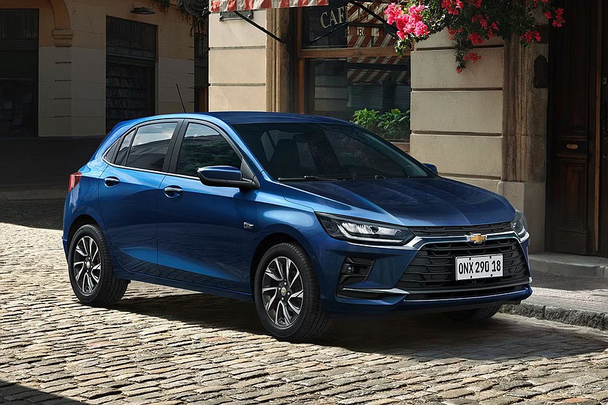 Новый бюджетный кроссовер Chevrolet: первые изображения