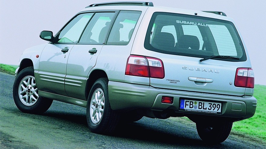 На фото: Subaru Forester (SF) '2000–02
