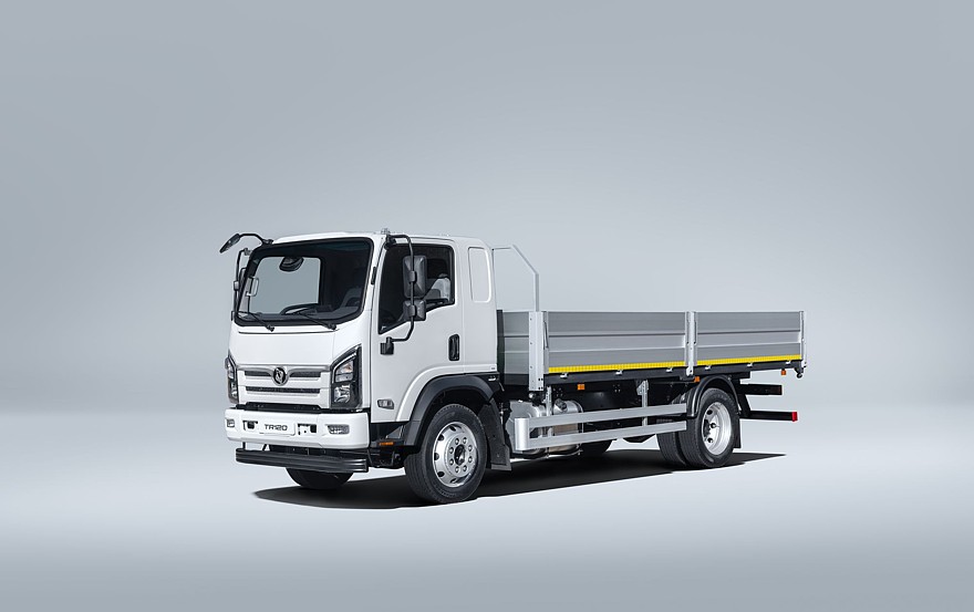 Маленький спальник, большой дизель и рациональный подход: тест-драйв  Sollers TR120