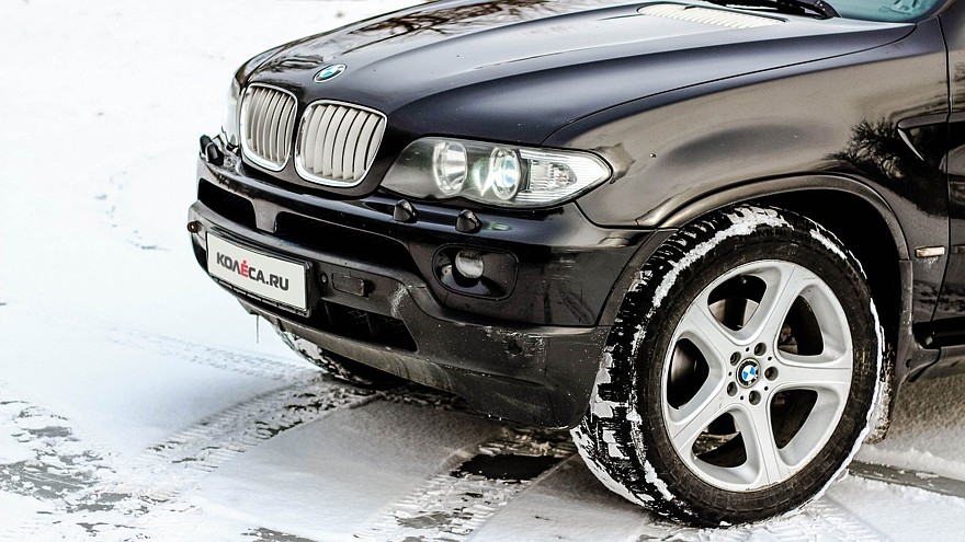 BMW X5 E53 чёрный передняя часть