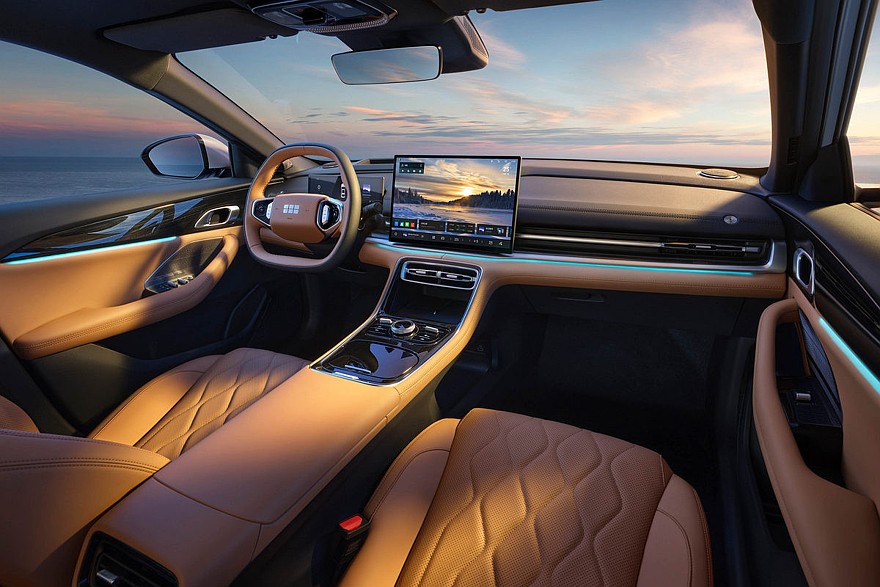 Гибридный седан Geely Galaxy A7