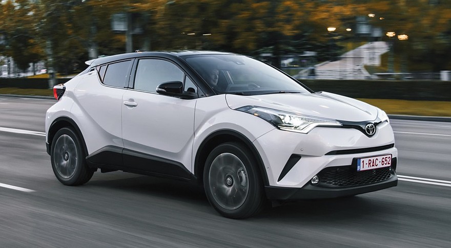 На фото: Toyota C-HR