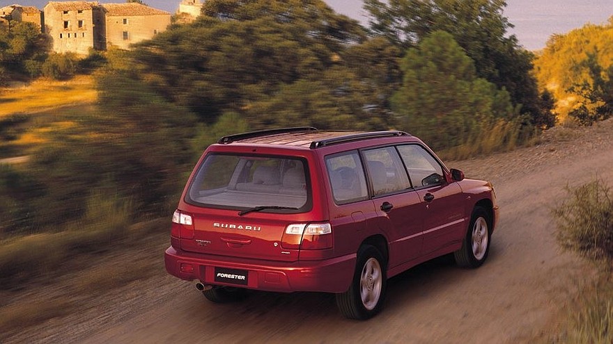 На фото: Subaru Forester S-Turbo (SF) '2000–02