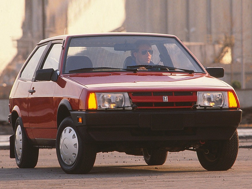 Как и немецкий автомобиль, ВАЗ-2108 также поставлялся на североамериканский рынок! Правда, в крайне небольших количествах