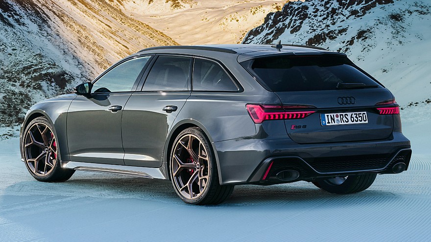 Седан Audi RS6 (C9): новые изображения