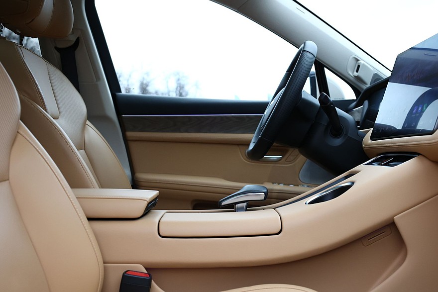 Выбираем кроссовер для дальних поездок: батарея, зарядка и запас хода от 1000 км