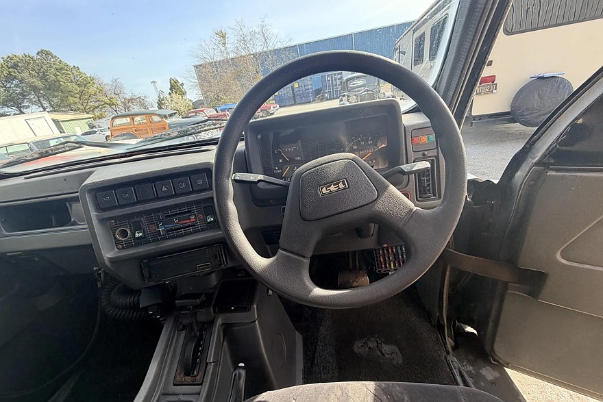 LTI Fairway, Фото: bringatrailer.com