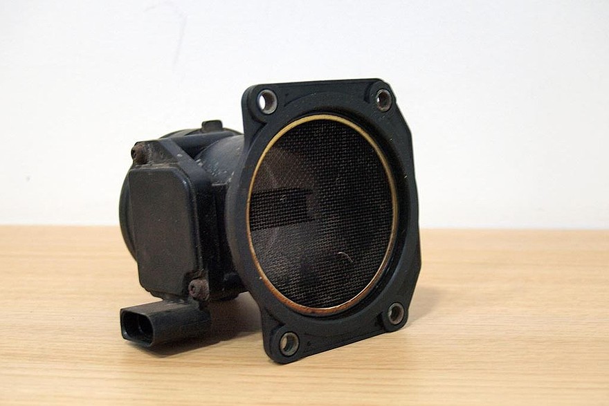 Шипение, рывки и горящий «чек»: почему автомобиль плохо набирает скорость