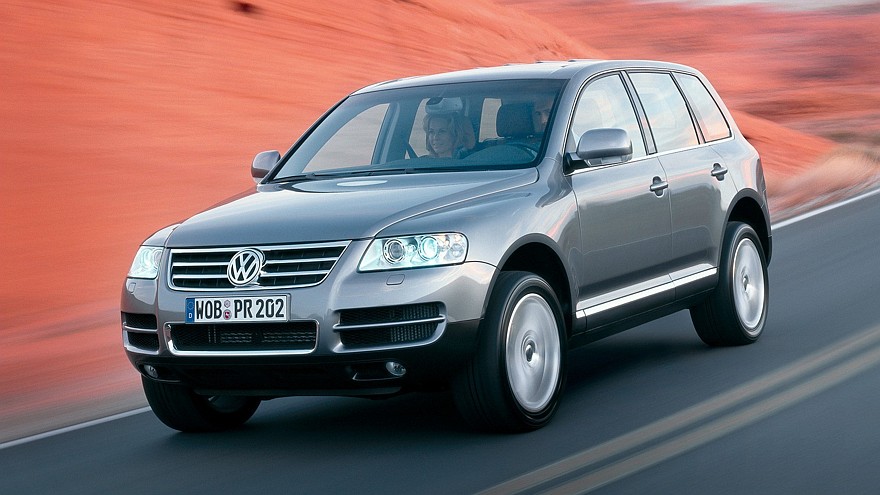 На фото: Volkswagen Touareg '2002–07