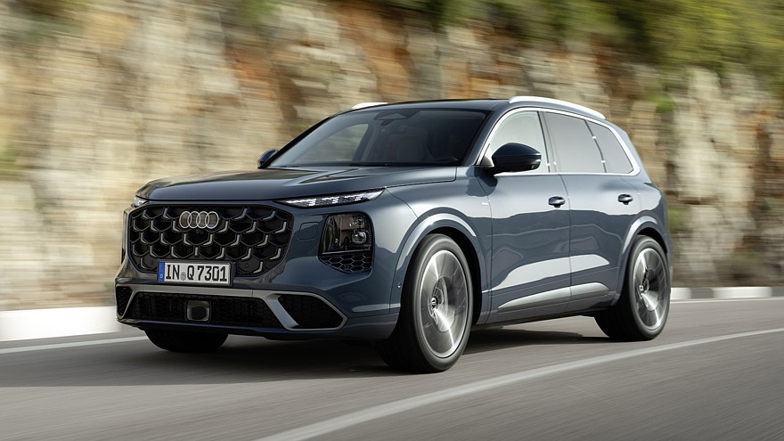 На фото: Audi Q7