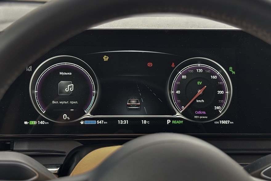 У нас есть премиальный минивэн дома: тест-драйв Voyah Dream