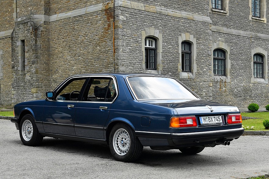 BMW 745i E23 (1980-1987)