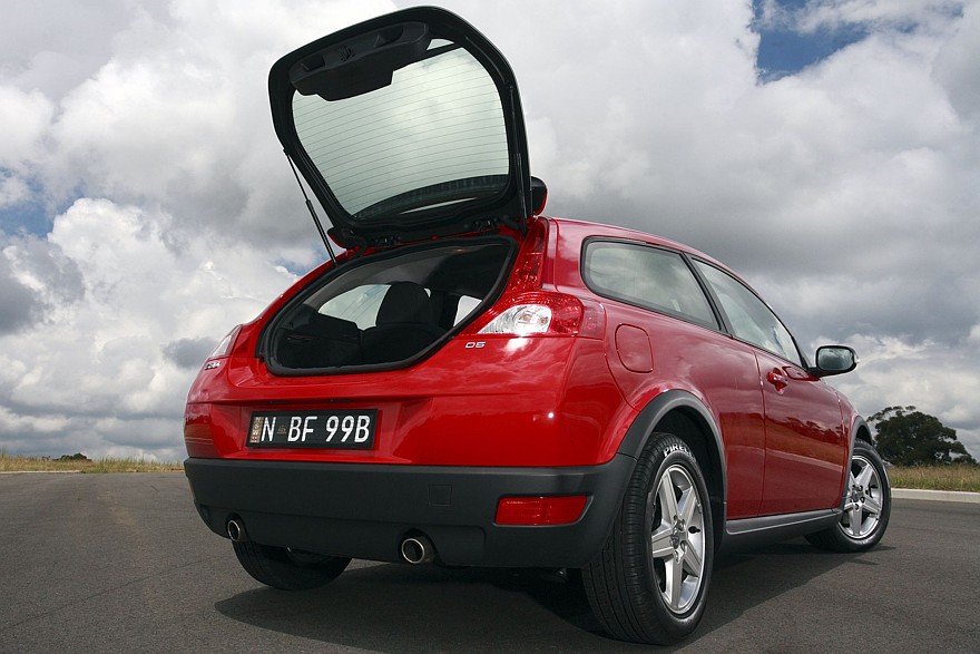 Купе несбывшихся надежд: как появился Volvo C30 и почему он провалился