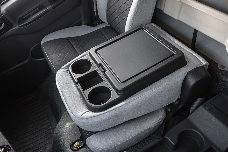 Маленький спальник, большой дизель и рациональный подход: тест-драйв  Sollers TR120