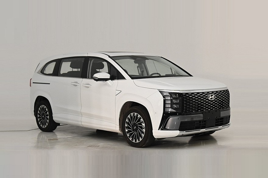 Обновленный Hyundai Custo