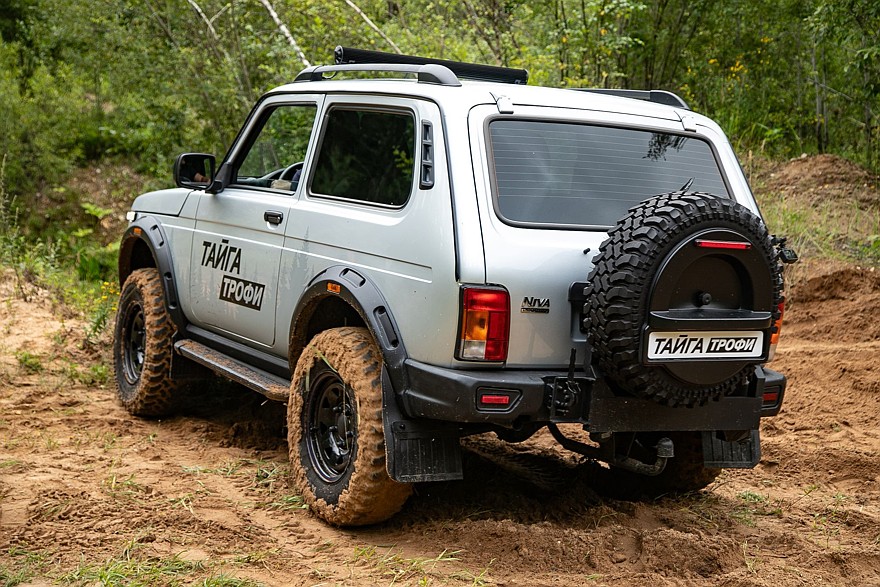 С завода – в грязь: тест-драйв Нива Тайга компании Промтех