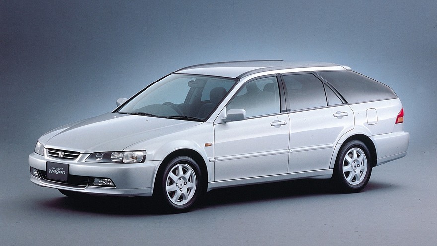 На фото: Honda Accord Wagon '1997–2000
