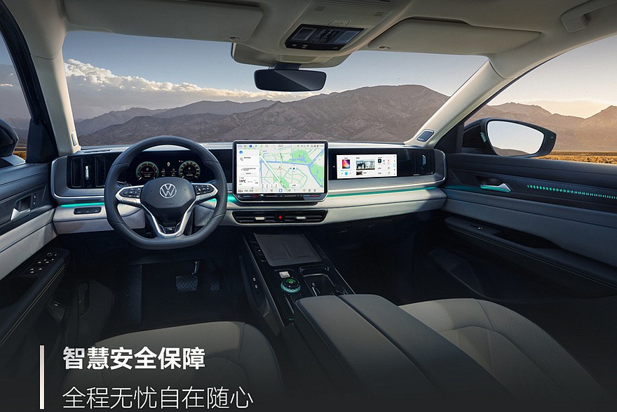 Рестайлинг принёс большому кроссоверу Volkswagen Tavendor новый салон