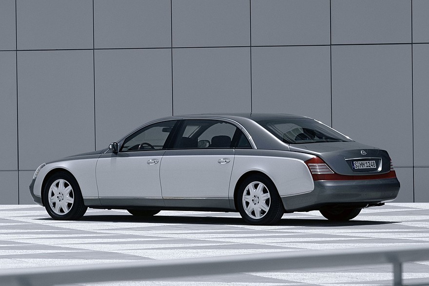 Maybach 62 с длинной базой выглядел как автомобиль для лордов и графов, а разгонялся при этом на уровне лучших спорткаров
