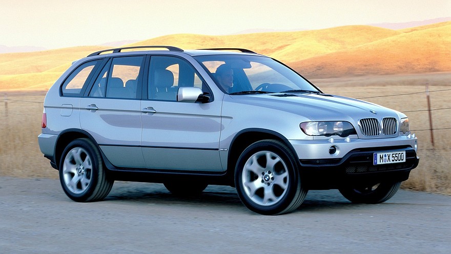 На фото: BMW X5 4.4i (E53) '2000–03