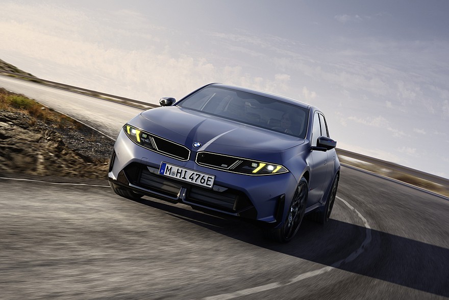 На фото: BMW i3 M60 xDrive