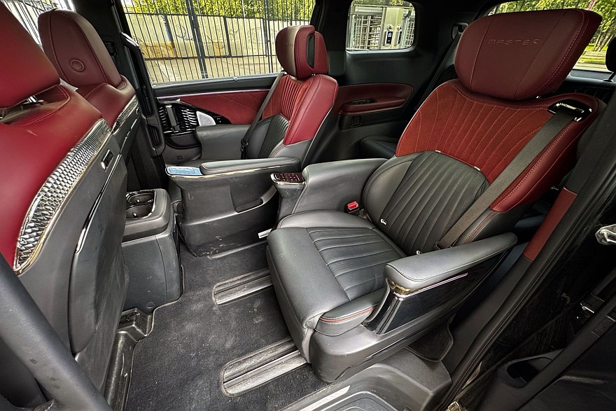 Световое шоу и режим SPA: тест-драйв GAC M8