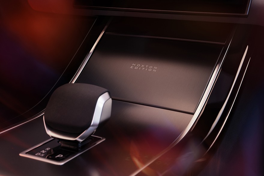 На фото: салон Range Rover Evoque Hoxton