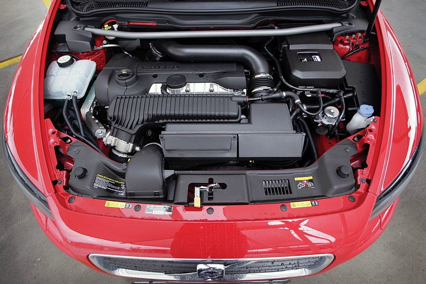 Купе несбывшихся надежд: как появился Volvo C30 и почему он провалился