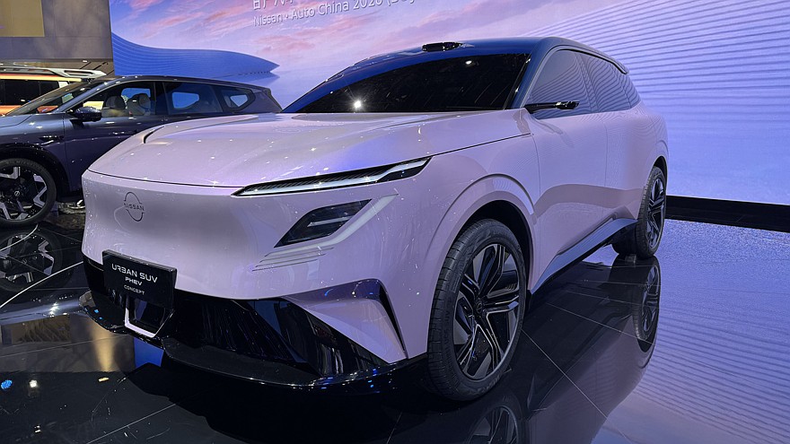 На фото: концепт Nissan Urban SUV PHEV