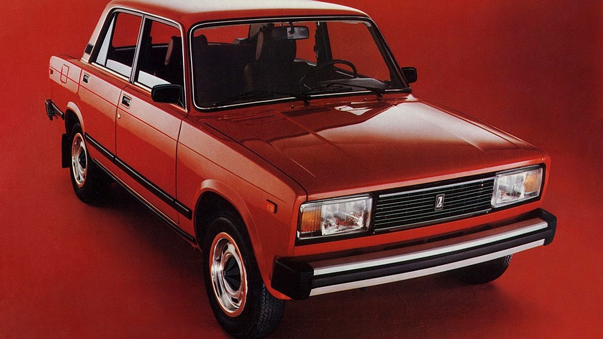 Lada Signet (ВАЗ-2105) выглядела современнее «шестёрки»