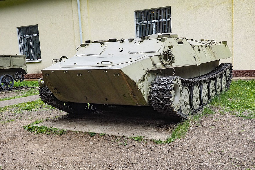 По Волоколамскому шоссе: первая ГЭС, две усадьбы и «штурмгешутц»