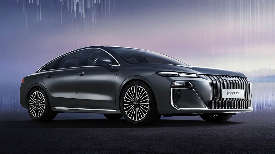 Сексуалды ана ересек ұлын шомылдырып жатыр видео