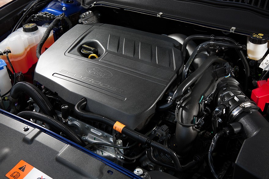 На фото: двигатель Ford EcoBoost объёмом в 1,5 литра