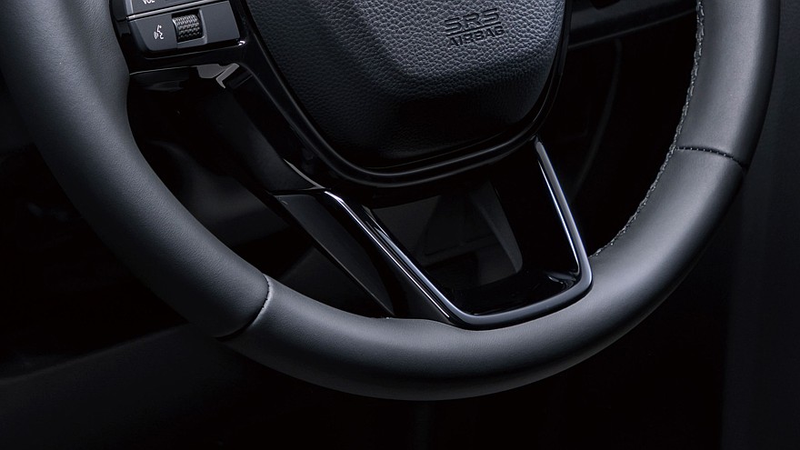 На фото: салон Honda Step WGN Spada e:HEV Black Edition