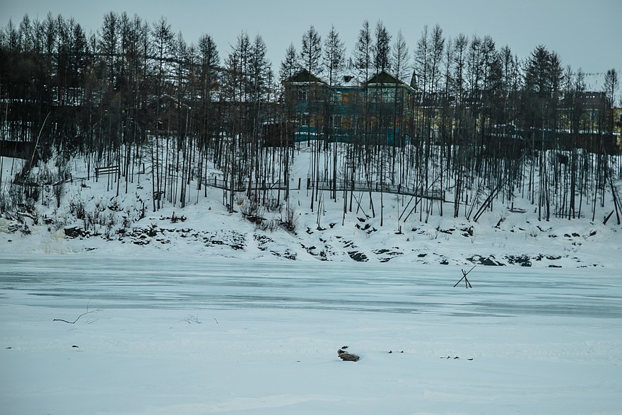 Зимник Тополиное — Батагай