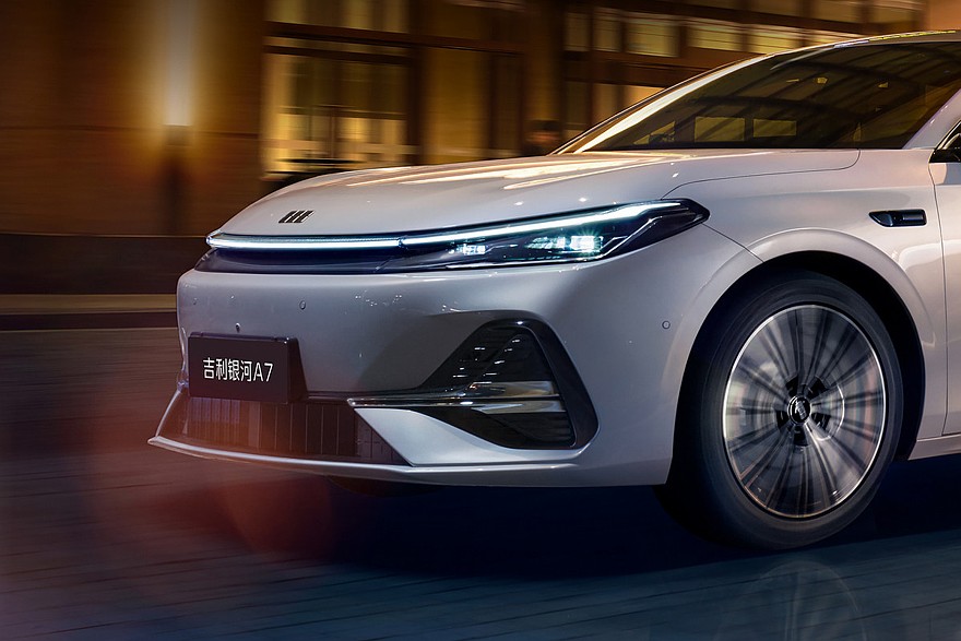 geely-galaxy-a7-6.jpg