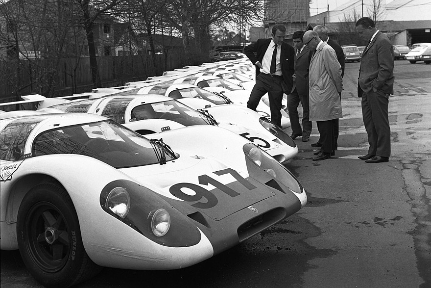 Porsche 917: убить пилота, унизить конкурентов, попасть под запрет и всё же стать легендой