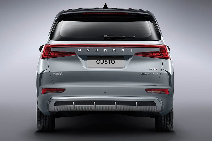 Дореформенный Hyundai Custo