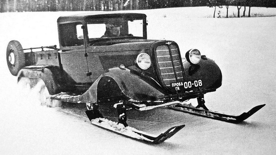Колесно-лыжный вариант вездехода ГАЗ-21 на зимних испытаниях
