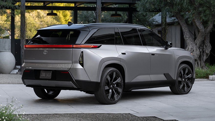 Subaru готовит к дебюту большой электрический кроссовер