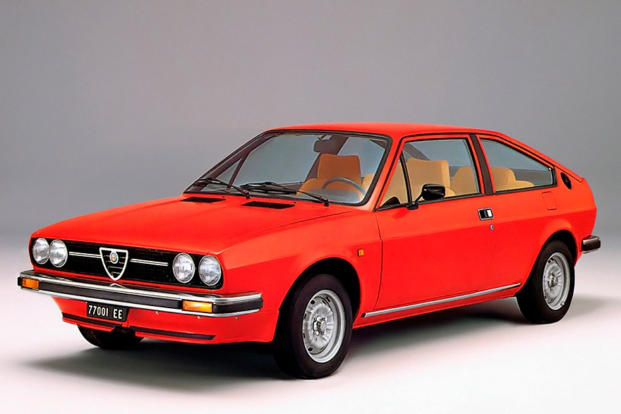 Кроме обычной трёхдверки (первое фото), Alfasud существовал и в виде имиджевого «купе» Sprint (1976-1983)