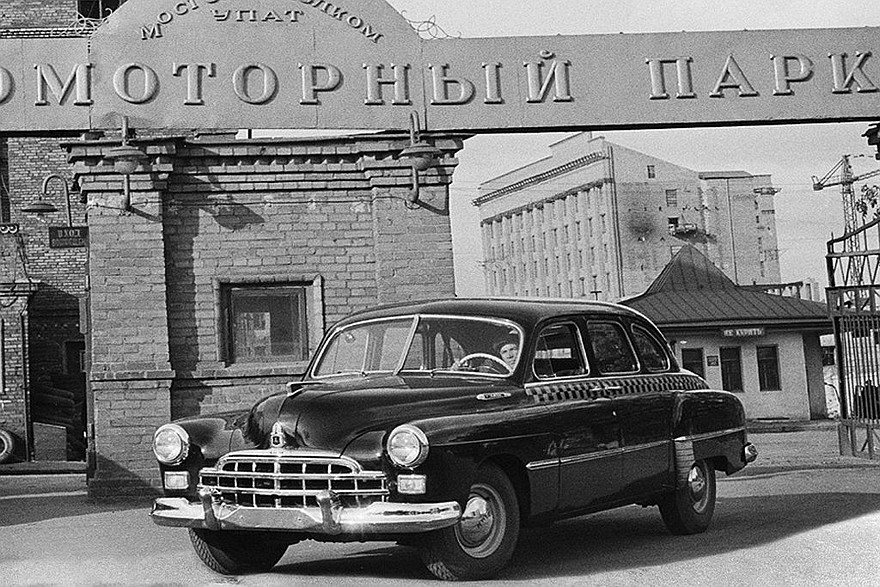 Первый лимузин из Горького: история разработки и судьба ЗИМ ГАЗ-12