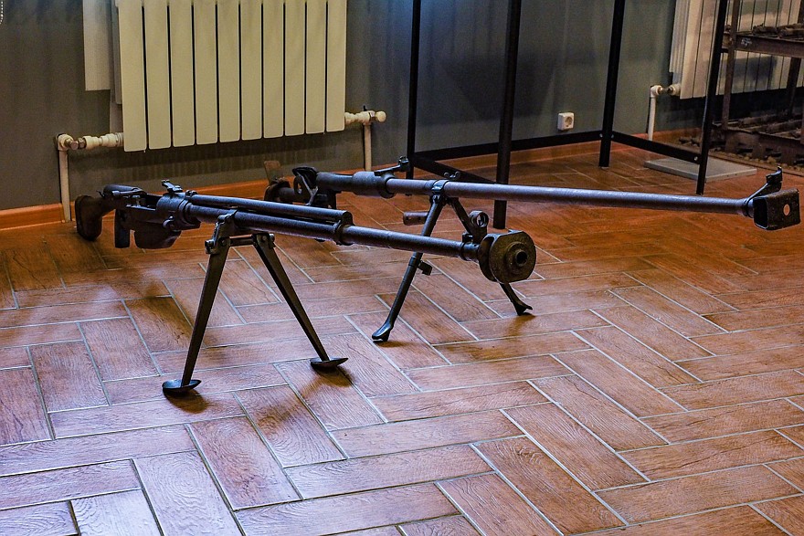 По Волоколамскому шоссе: первая ГЭС, две усадьбы и «штурмгешутц»