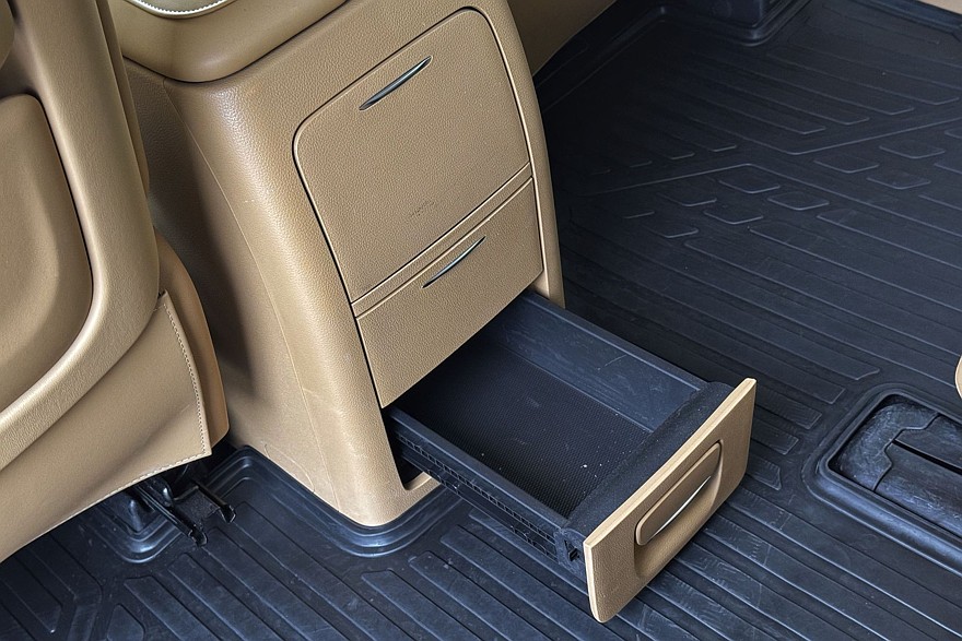 У нас есть премиальный минивэн дома: тест-драйв Voyah Dream