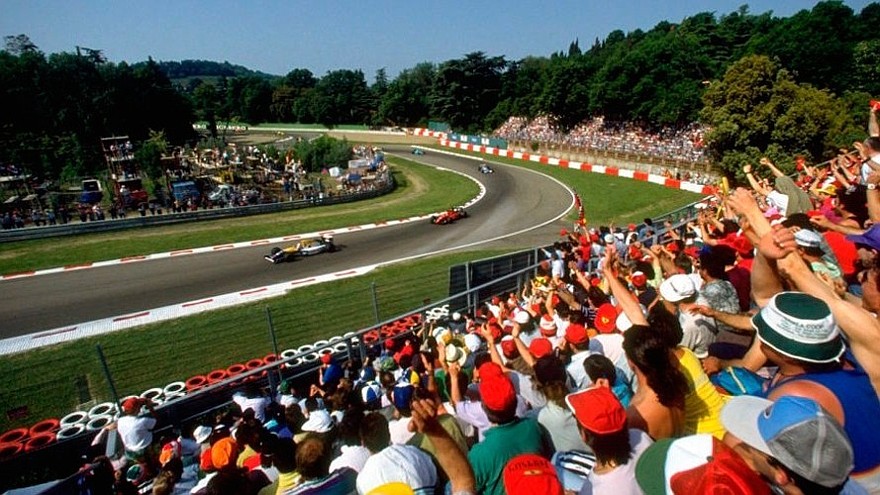 Гран-при Сан-Марино в Имоле собирали болельщиков не меньше, чем гонки в Монце