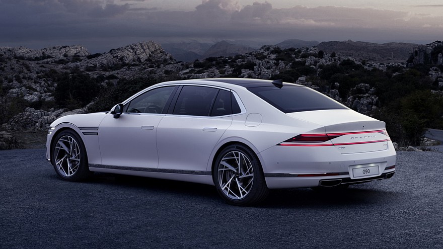 Нынешний Genesis G90