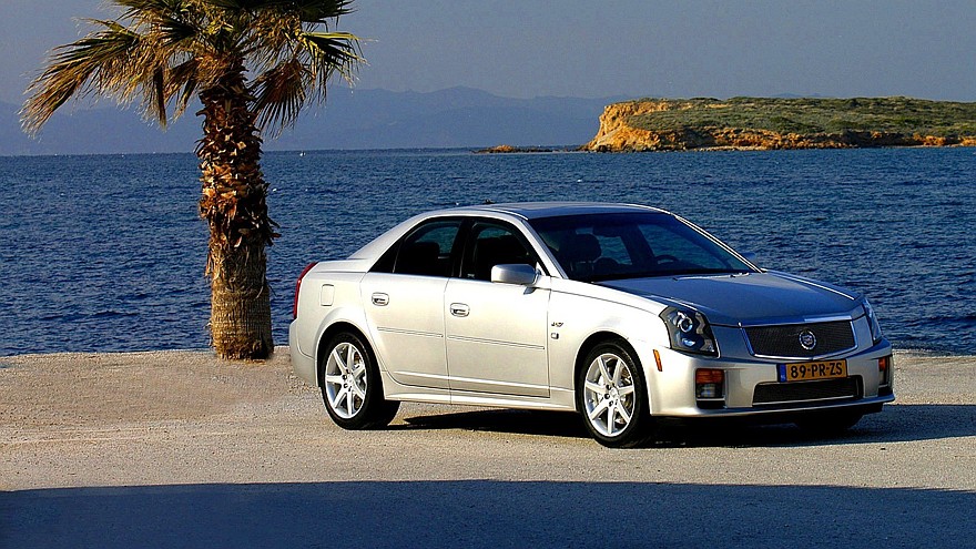 Cadillac CTS-V Worldwide '2004–07 у моря